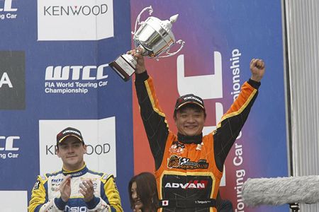 20101030wtcc_r11_31l