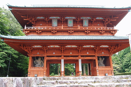 2010年08月14日_DSC_0098高野山大門