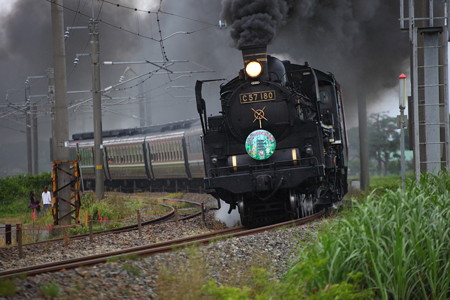 C57-180快速「SL山形DC架け橋号」４