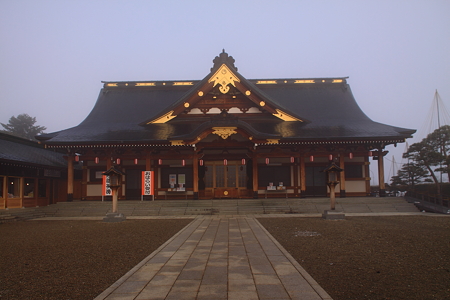山形　護国神社
