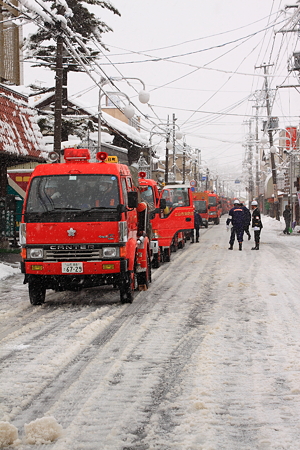上山市出初め式　隊列