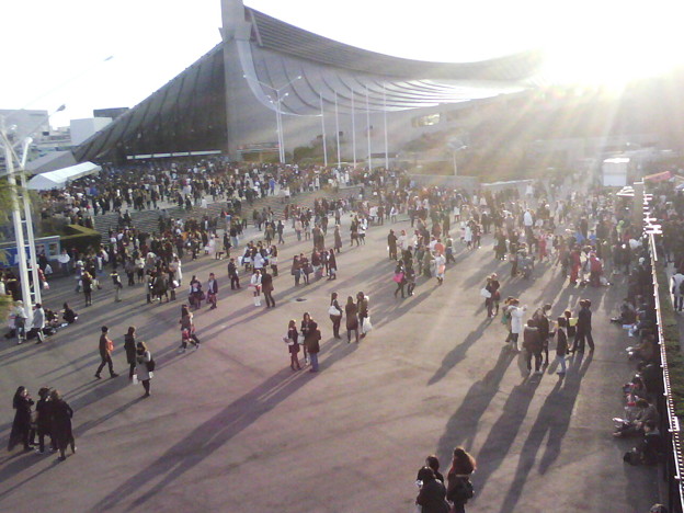 Photos: T0010062-代々木第一体育館前広場
