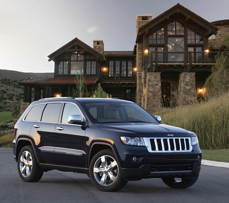 2011-Jeep-Grand-Cherokee-Black-Front-Side-View