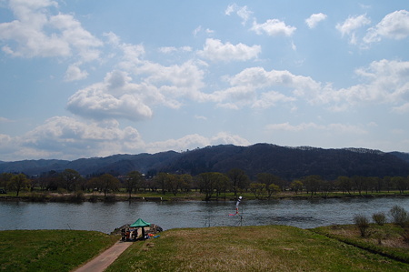 展勝地