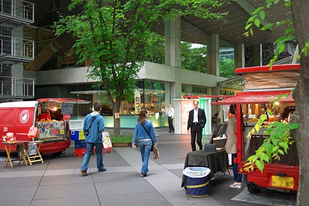 2010.05.26　東京国際ホーラム　昼時