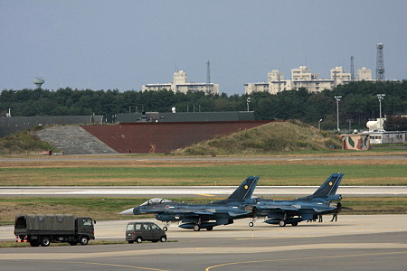 2010.10.27 三沢空港 F-2