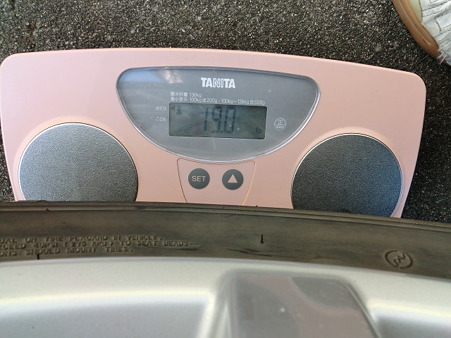 ２０１１ タイヤ交換 002