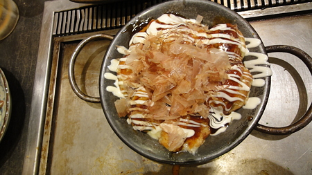 ソースチーズタコヤキ  北野田サンプラザのお好み焼き屋